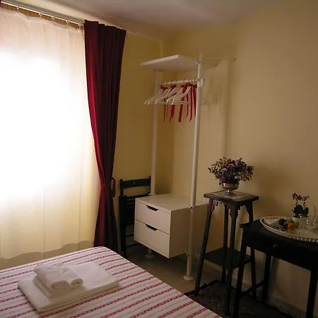 Pensión Affittacamere Lo Sdrucciolo